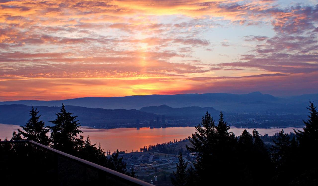 Honeymoon Suite West Kelowna Exterior foto